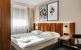 Hotel Zodiak
